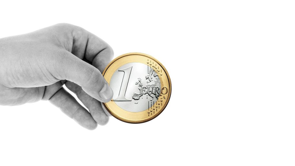 Hannd Euro bezahlen